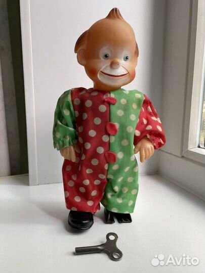 Клоун заводной ГДР игрушка винтаж кукла