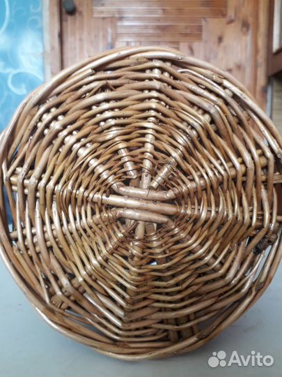 Стеклянная бутылка