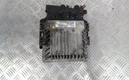 Блок управления двс renault megane 3 (6AD13PC01)