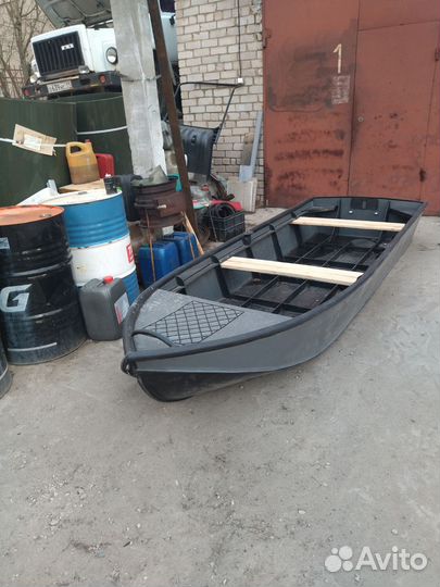 Лодка из пнд