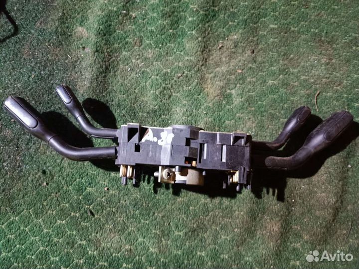 Блок подрулевых переключателей Ауди 100 С 4