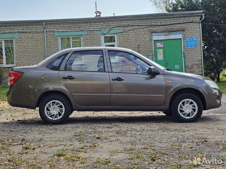 LADA Granta 1.6 МТ, 2015, 76 000 км