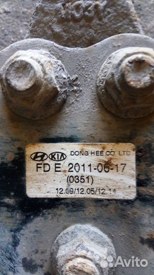 Hyundai i30 передний левый рычаг