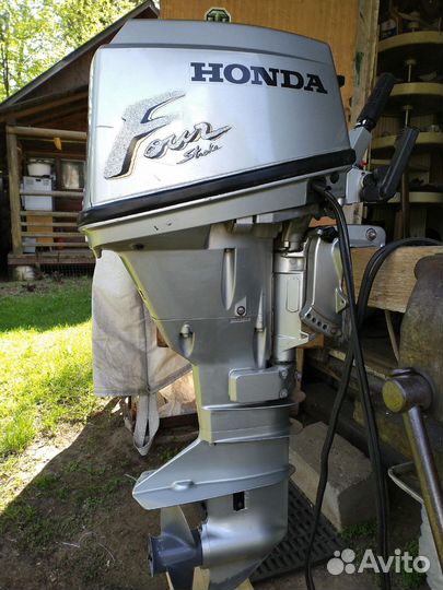 Лодочный мотор