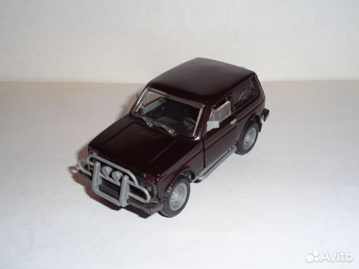 Ваз-21213 Нива модель автомобиля 1/43