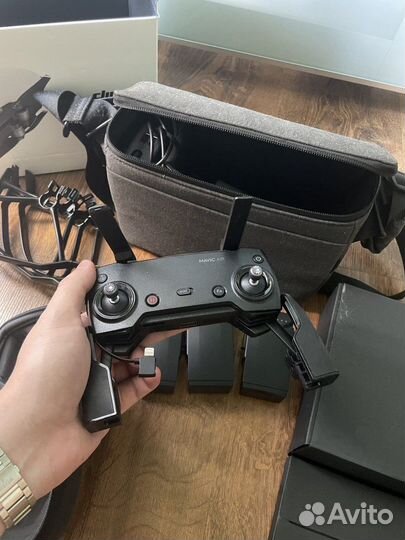 Квадрокоптер DJI mavic AIR Fly More Combo