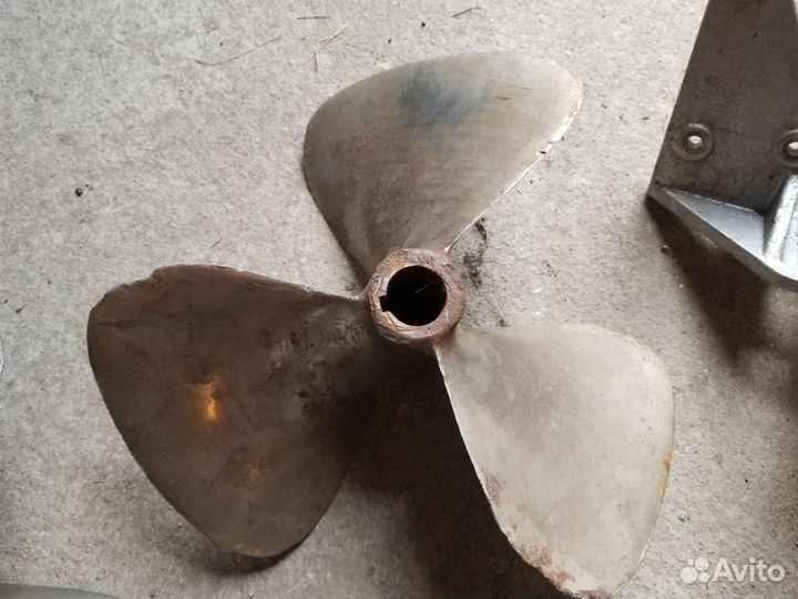 Винт для спк катера 