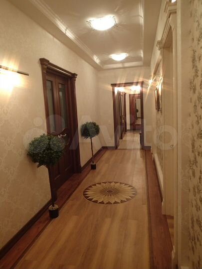 4-к. квартира, 139,9 м², 4/5 эт.