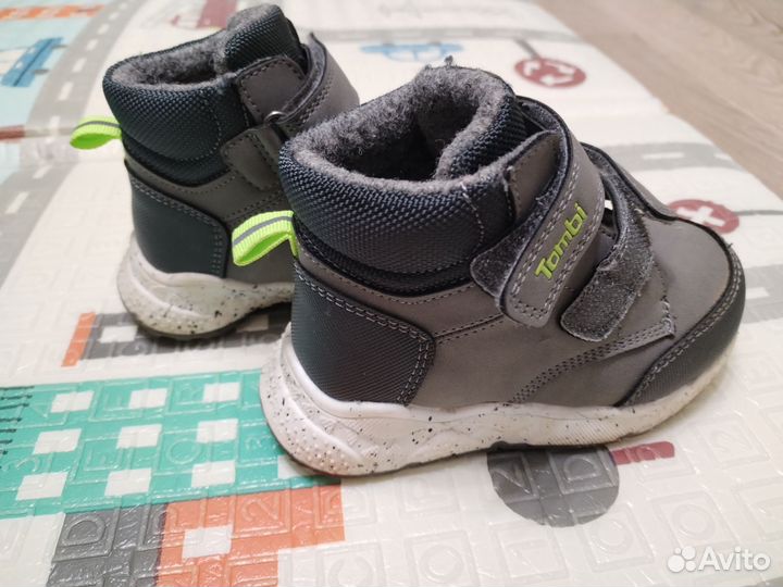 Ботинки демисезонные на мальчика 23