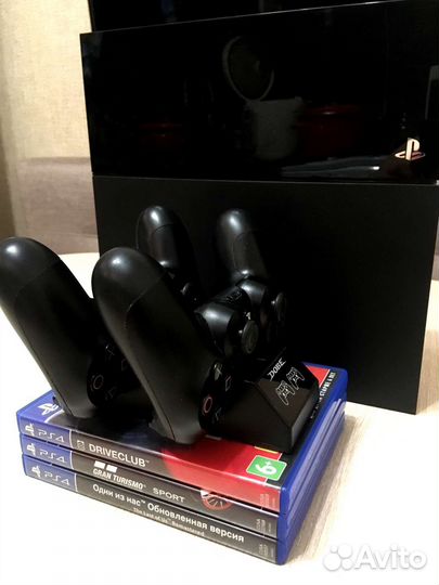 Sony PlayStation 4