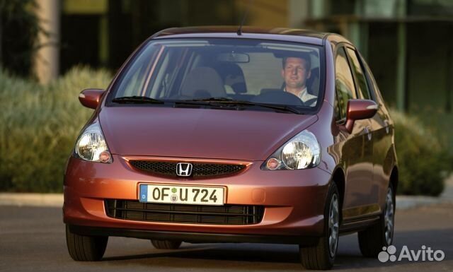 Лобовое стекло Хонда Джаз