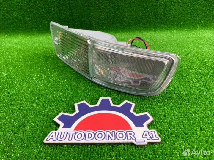 Повторитель поворота в бампер передний левый