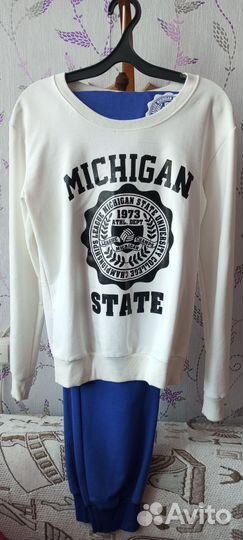 Костюм женский 50 52р. Трикотажный,новый