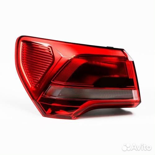 Фонарь задний левый с гарантией