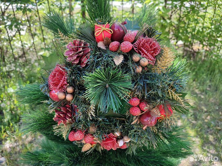 Искусственная новогодняя ёлка