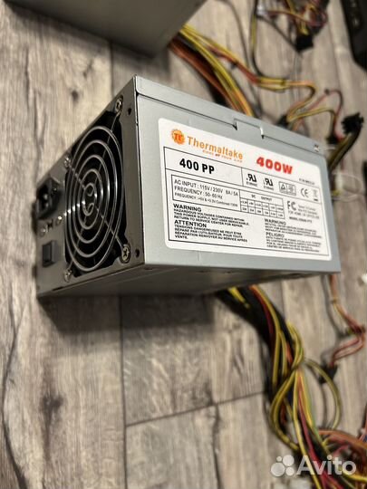 Блок питания Thermaltake 400w