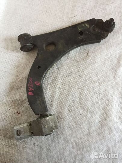 Рычаг передний Мазда Демио Верисса