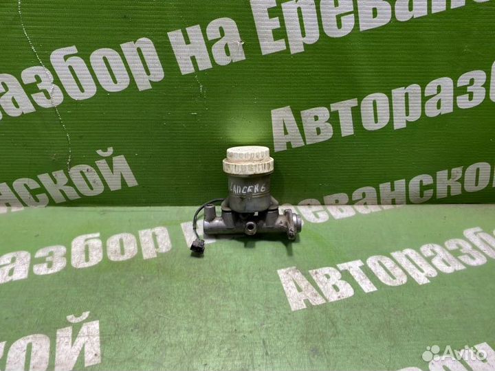 Главный тормозной цилиндр Mitsubishi Lancer 6 C61A
