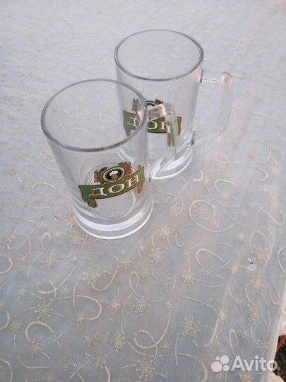 Рюмки, кофейные чашки