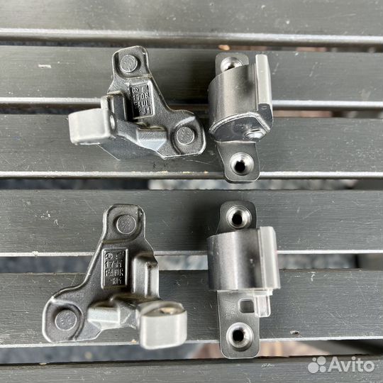 Петля двери правая передняя нижняя мерседес w213