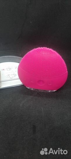 Электрическая щётка для чистки лица