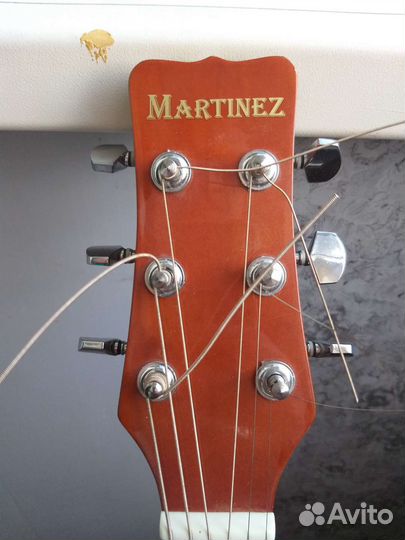 Акустическая гитара martinez