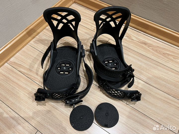 Крепления для сноуборда union Milan M