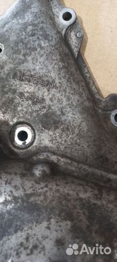 Насос масляный Navara D40