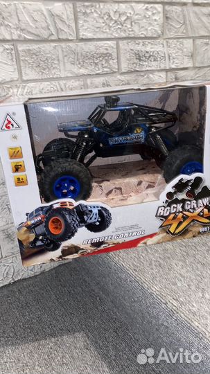 Машинка на пульте управления для ребенка