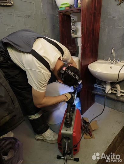 Устранение засоров Прочистка труб канализации