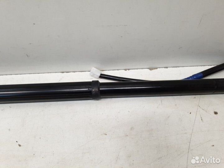 Электропривод крышки багажника задний правый Lexus