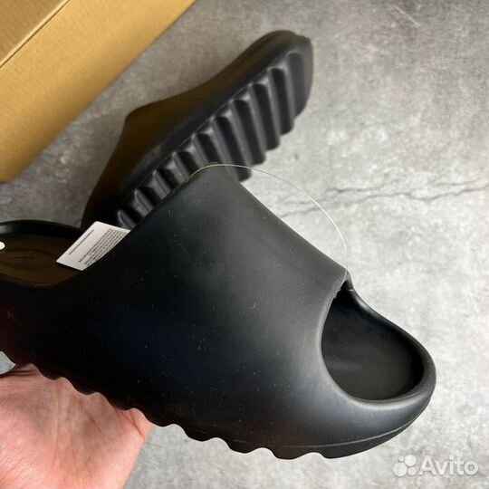 Сланцы Adidas Yeezy Slide Black (36-45)