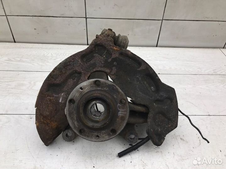 Кулак передний правый Peugeot 508 1 DW10cted4 2012