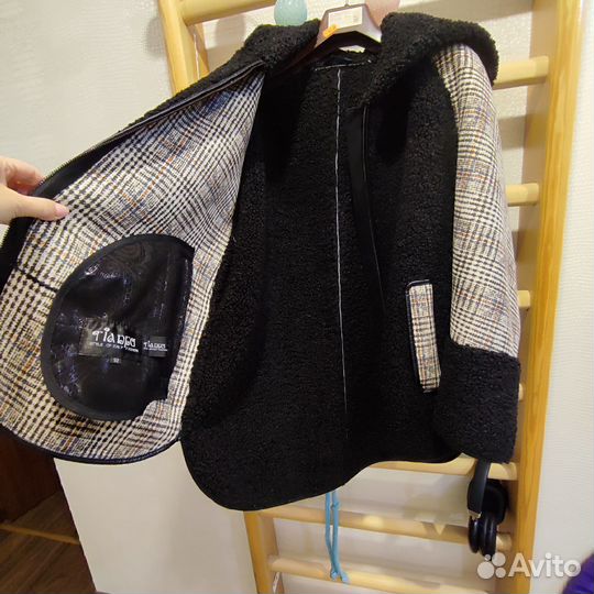 Курточка женская полупальто меховое размер 52
