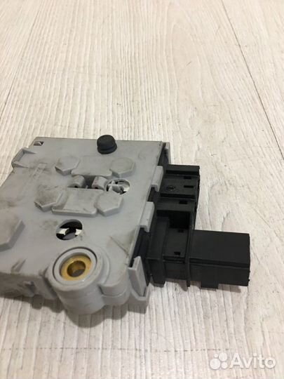 Блок предохранителей Mercedes Benz S500 W220