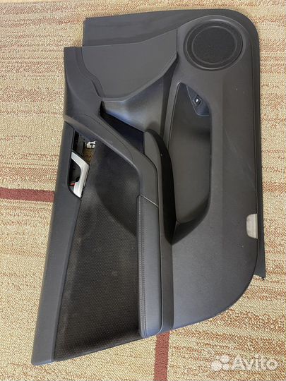 Обшивка водительской двери Honda Accord 8