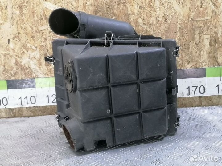 Корпус воздушного фильтра Clk 208