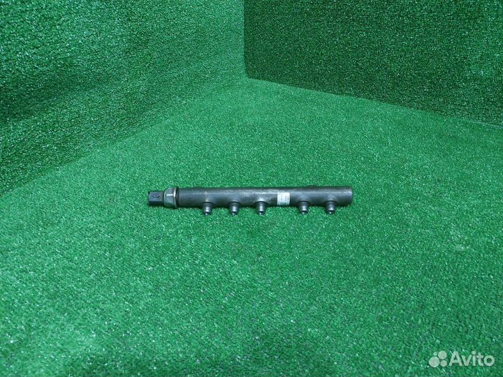 Топливная рампа с датчиком давления Ssangyong