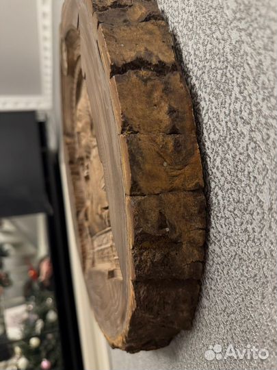 Икона деревянная резная