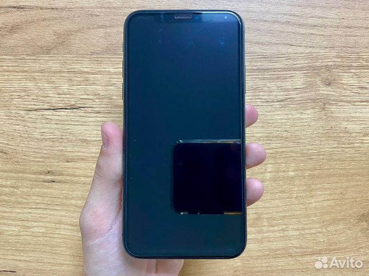 iPhone X, 64 ГБ