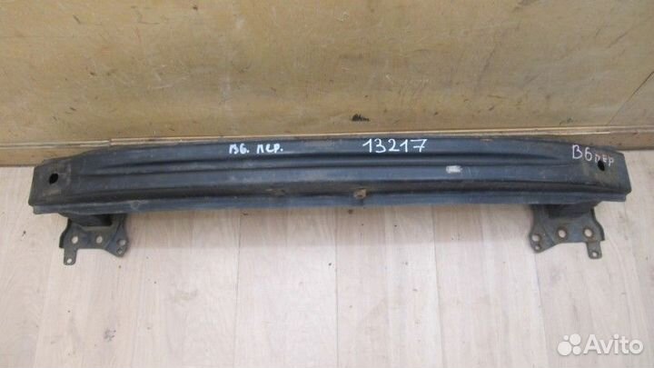 Усилитель переднего бампера Volkswagen Passat B6 2