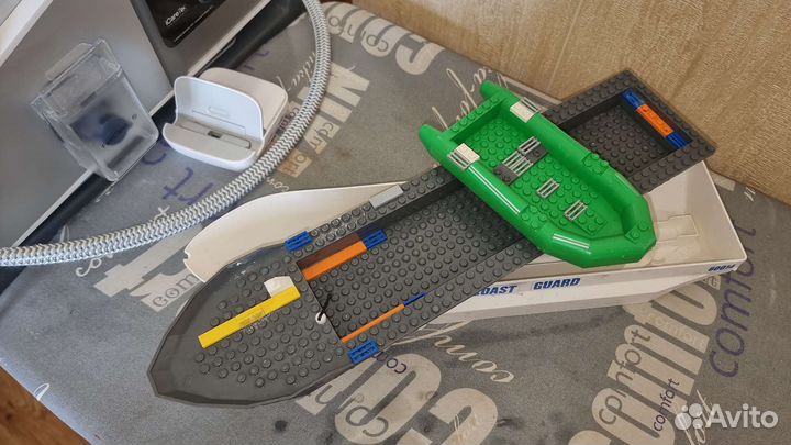 Каркас от лодки и спасательной шлюпки Lego