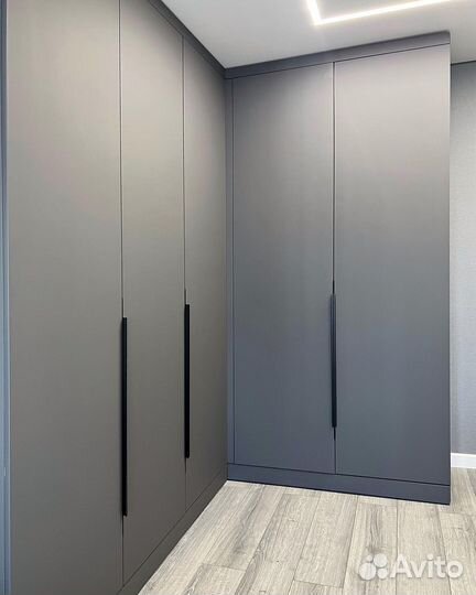 Шкаф угловой серый