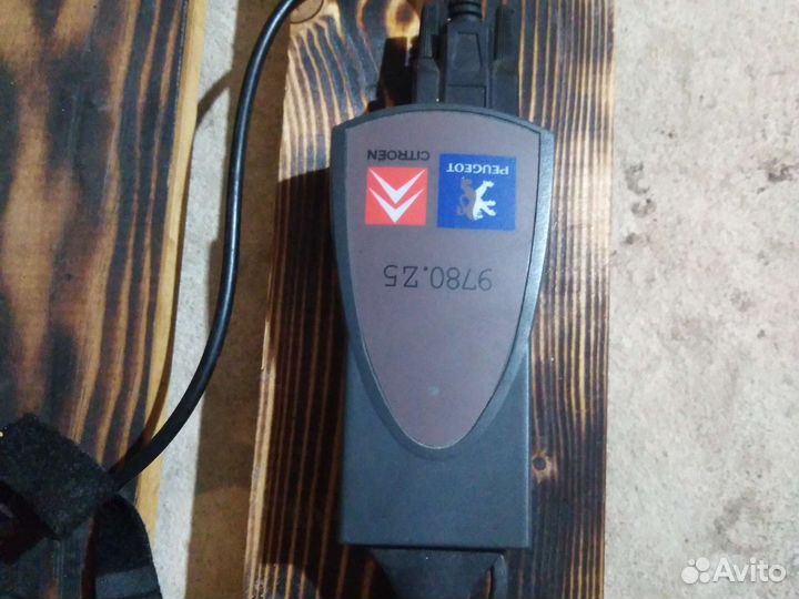 Диагностический сканер лаунч бу