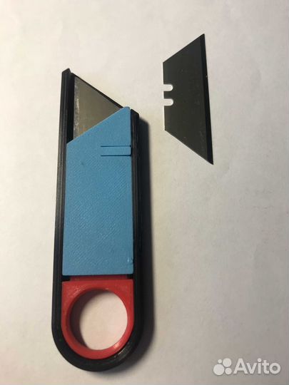 Канцелярский нож