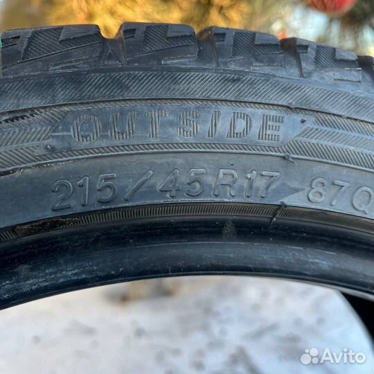 Yokohama Ice Guard IG50+ 215/45 R17