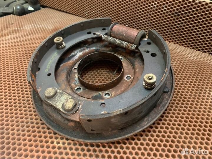 Щит тормозной УАЗ Патриот 23632 пикап 409040 2011