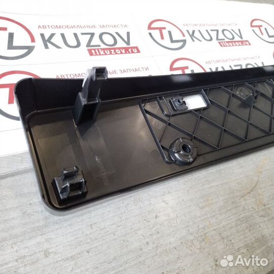 Планка (подиум)номерного знака Lexus NX200 NX300