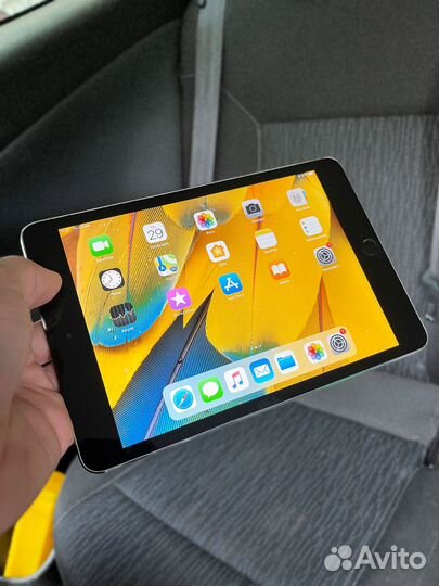 iPad mini 3 + LTE+ Touch ID 5+