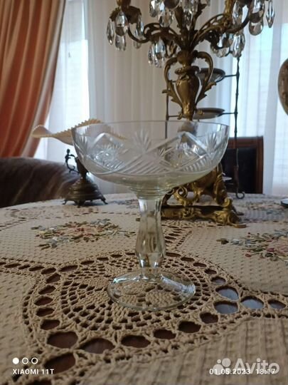 Ваза для фруктов на ножке цветное стекло СССР